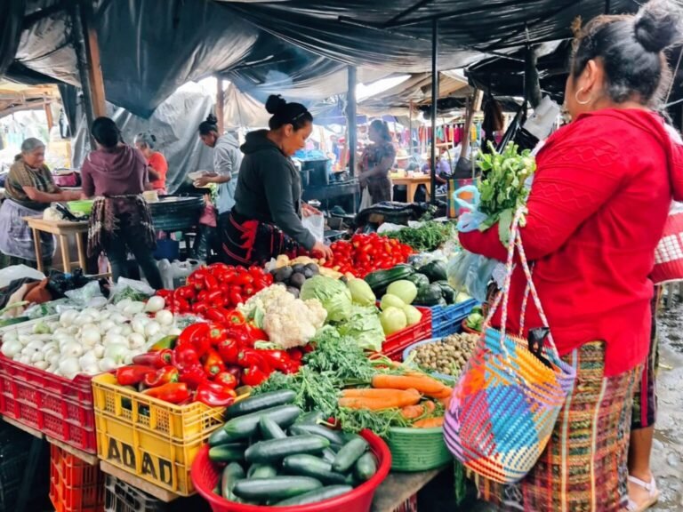 colorful-market